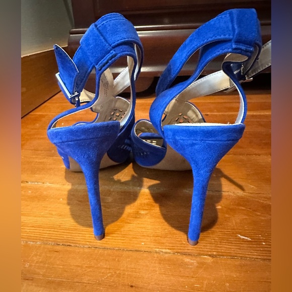 NWOT Vince Camuto royal blue heels - Picture 8 of 16